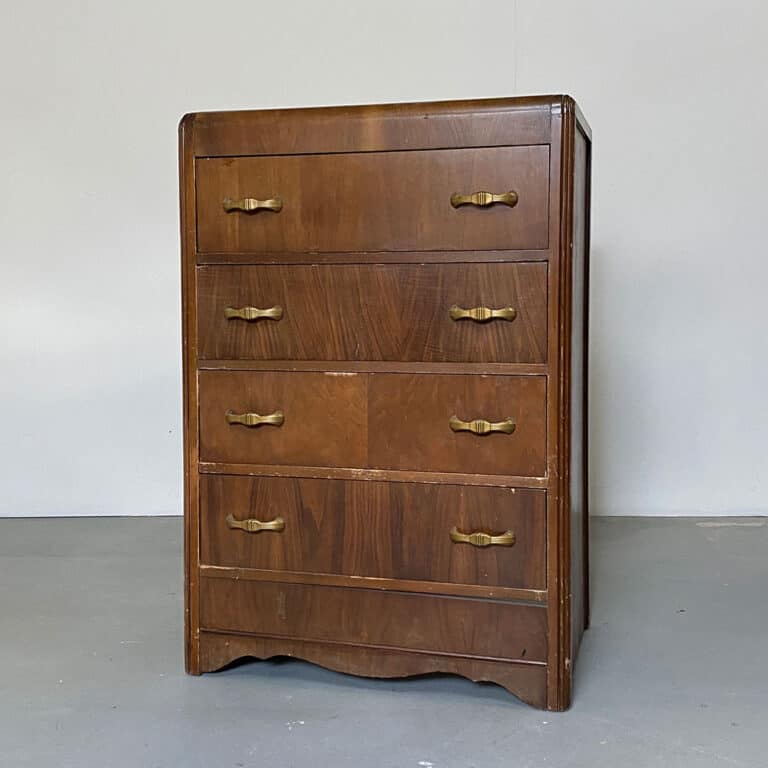 How to Chalk Paint Furniture | Step by Step For Beginners How to Chalk Paint Furniture | Step by Step For Beginners