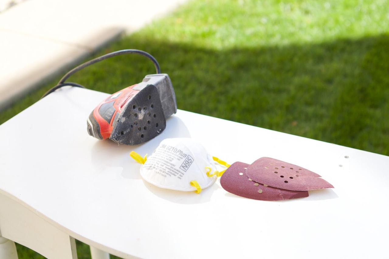 How To Use Chalk Paint On Old Furniture (Easy DIY Guide) - DIY Playbook How To Use Chalk Paint On Old Furniture (Easy DIY Guide) - DIY Playbook